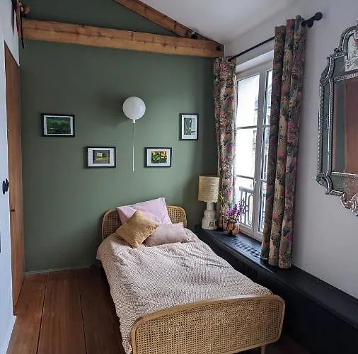 Privee Centre De Proche Marais *